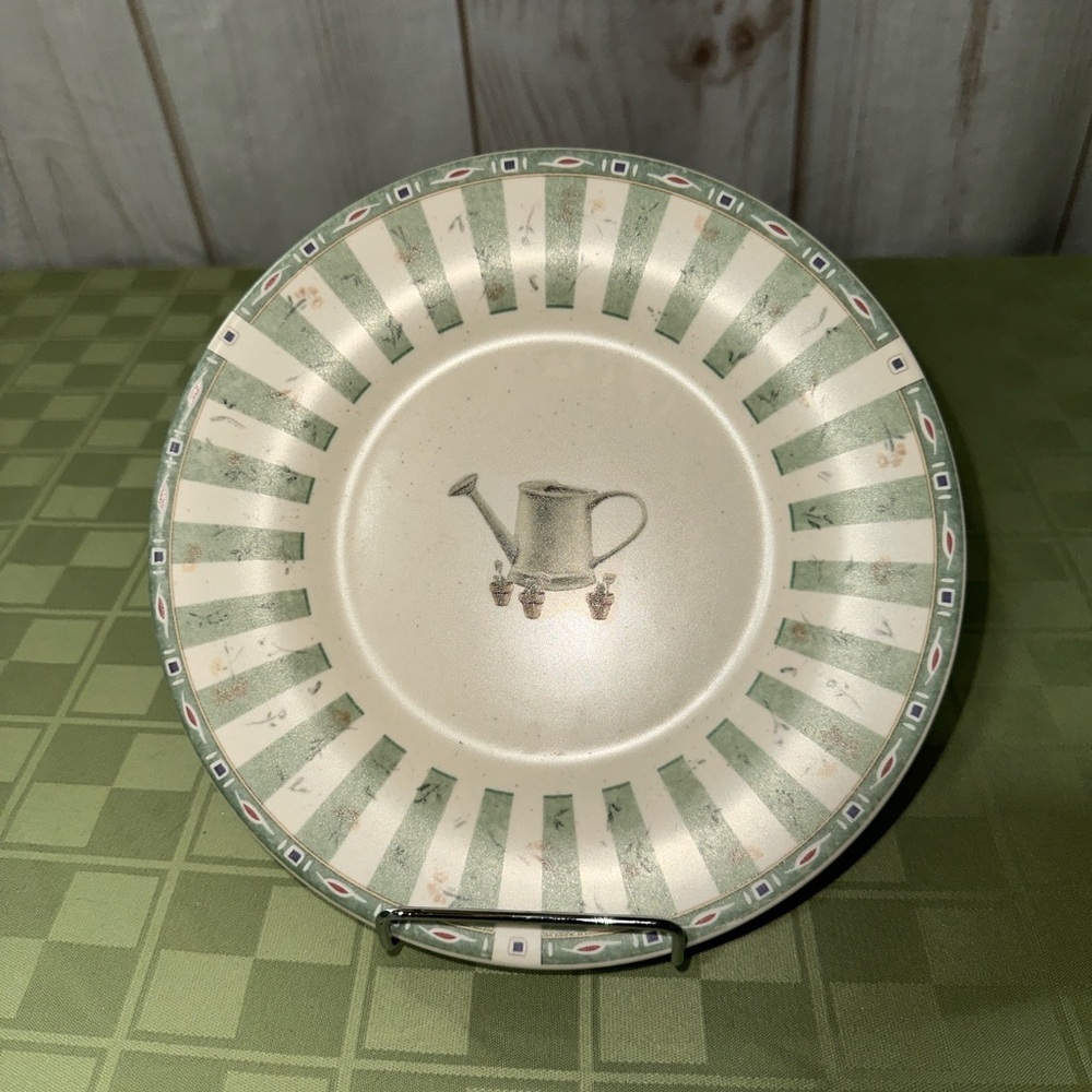 Pfaltzgraff Naturewood Ceramic Dinnerware Plate